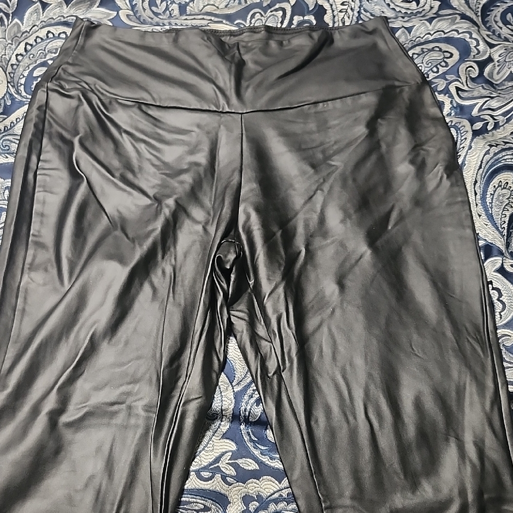 SHEIN Curve Black Leggings